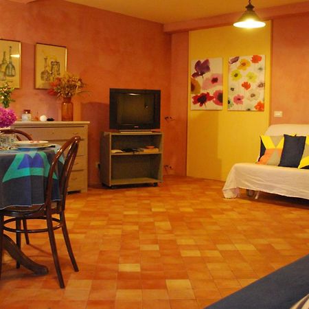 Case Vacanze Fossanave Санта-Текла Экстерьер фото