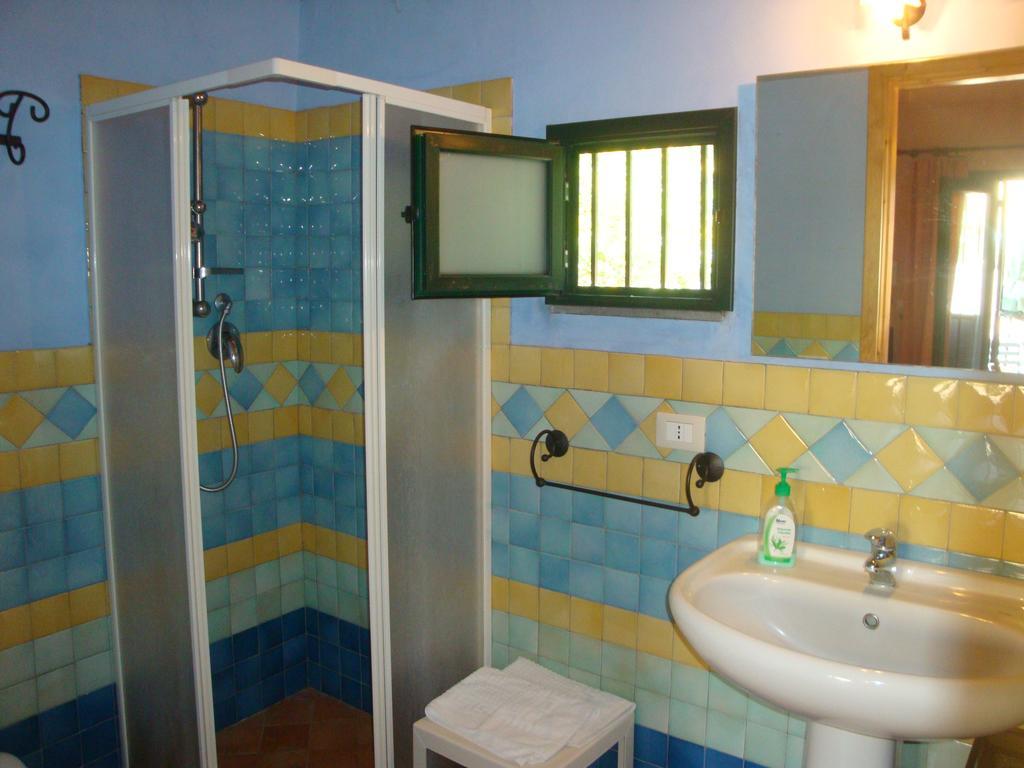 Case Vacanze Fossanave Санта-Текла Экстерьер фото